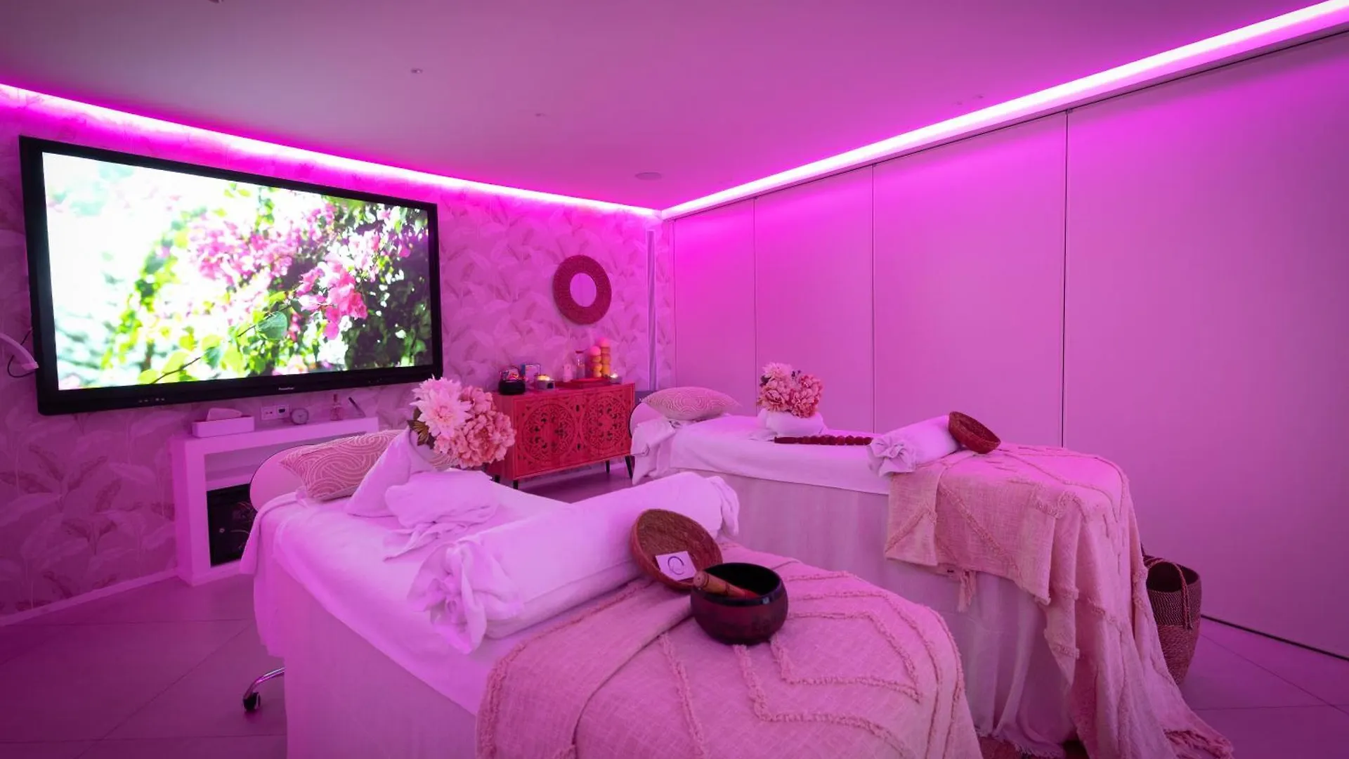 One Ibiza Suites 5*,  Espagne