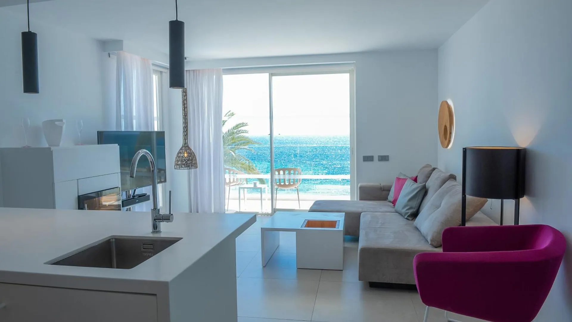 Hotel One Ibiza Suites