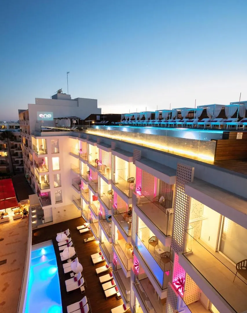 Отель One Ibiza Suites