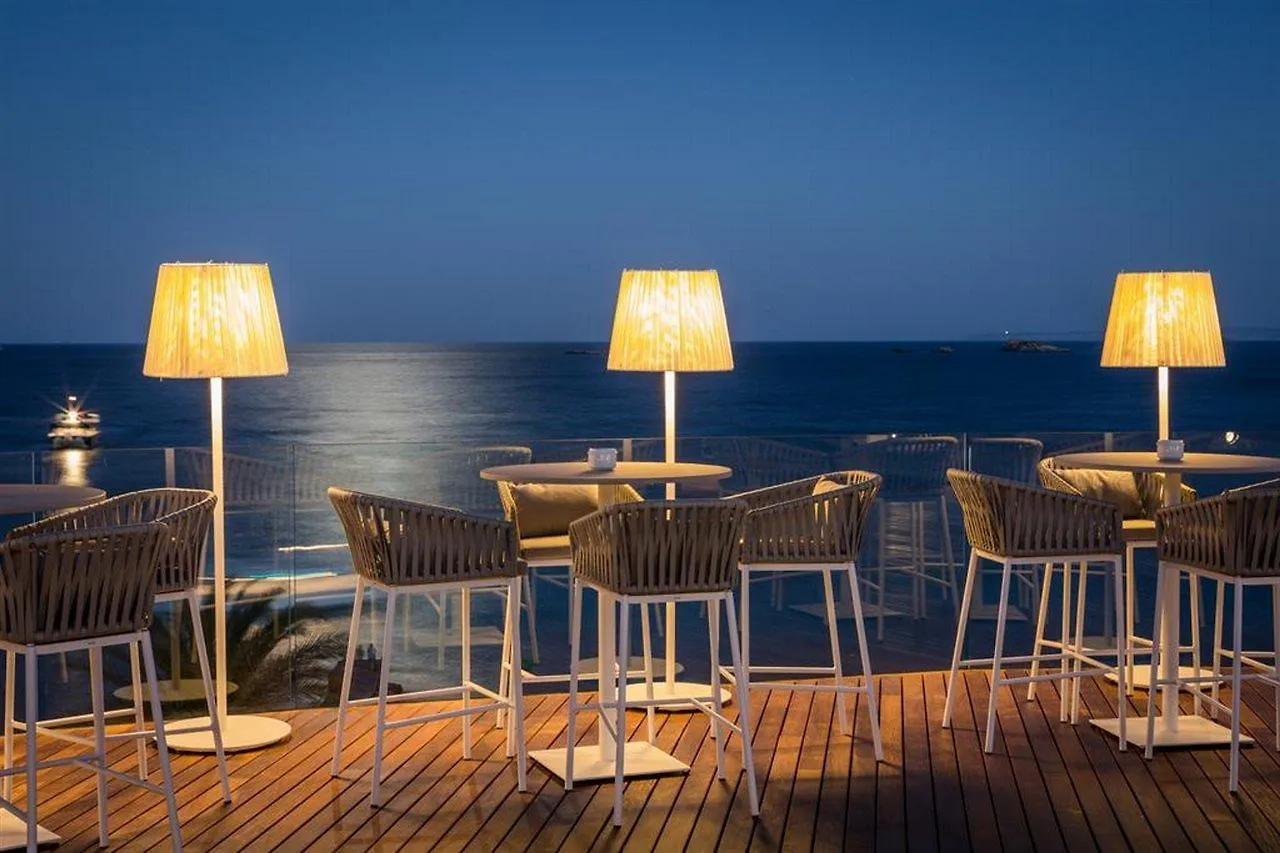 Hotell One Ibiza Suites