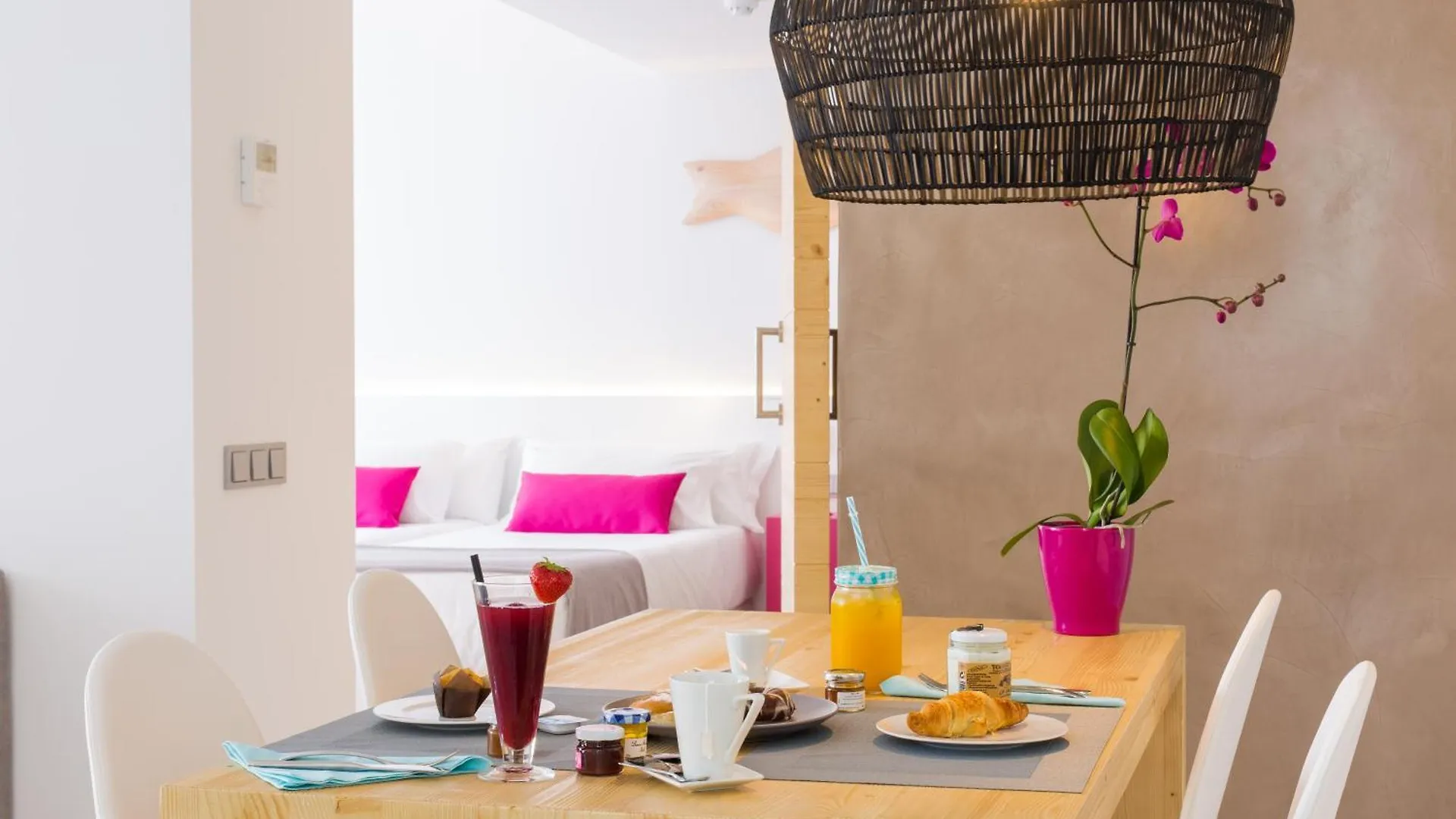 Hotell One Ibiza Suites